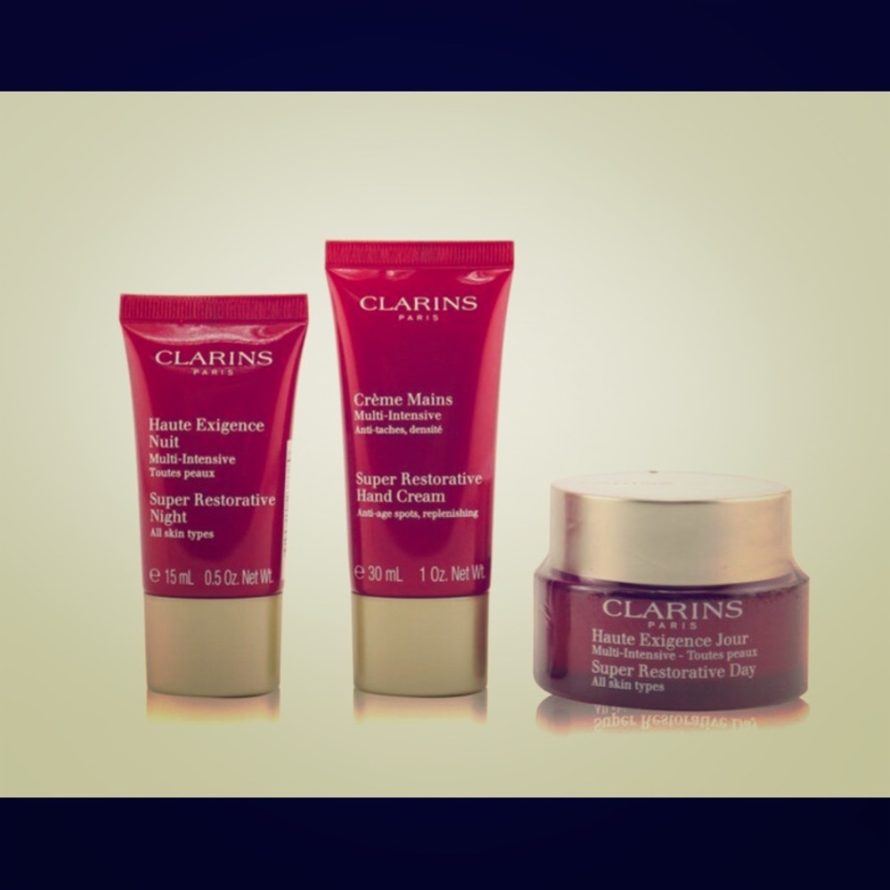 Clarins super restorative collection